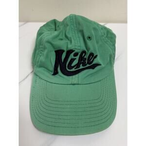 Nike Heritage 86 Green Adjustable Baseball Hat Embroidered Nike Script Logo